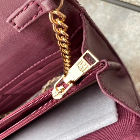 BADGLEY MISCHKA Plum Diamond Quilt Convertible Envelope Crossbody Bag $129 NEW - Picture 14 of 16